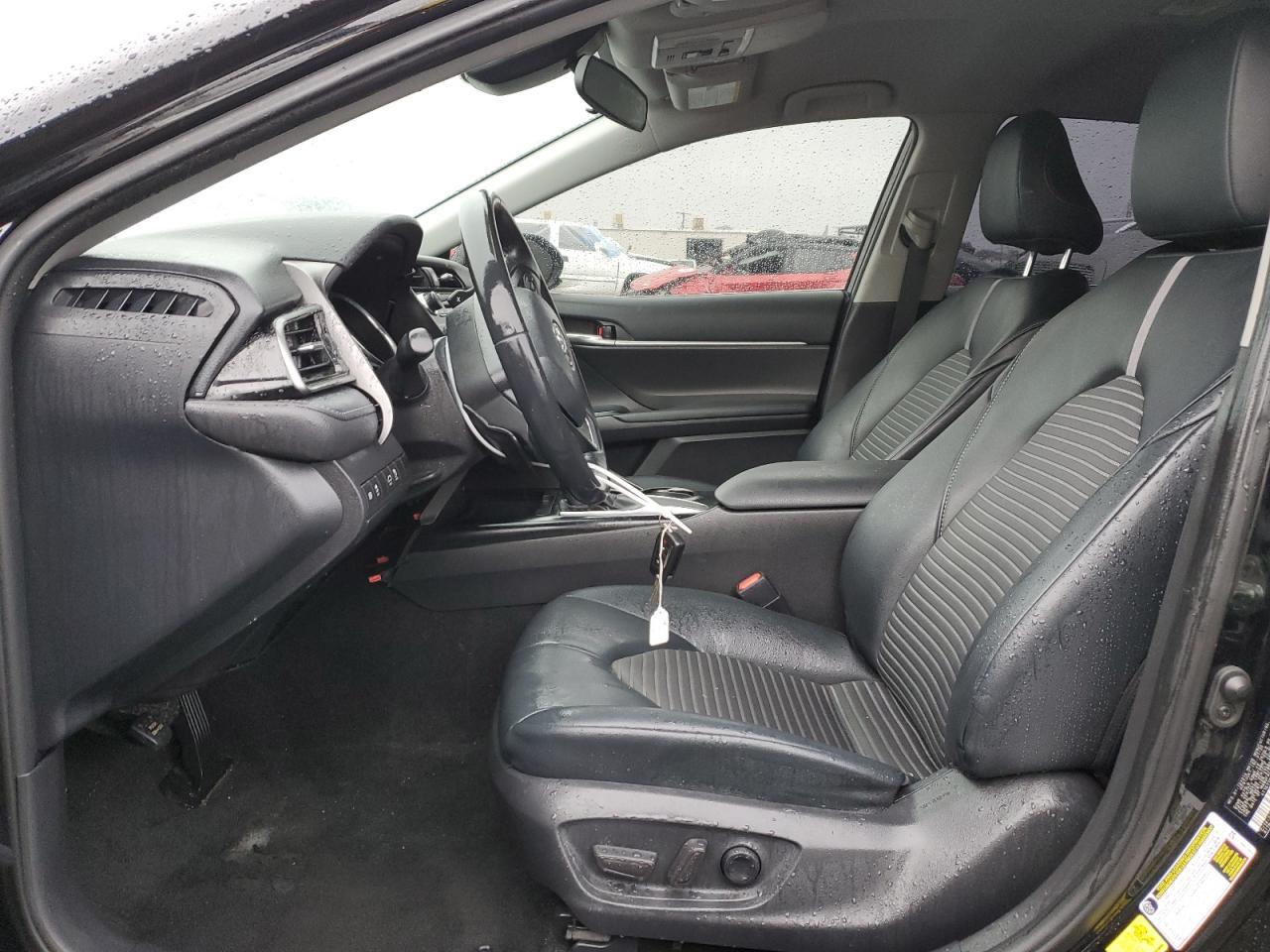 2020 TOYOTA CAMRY SE - Image 7