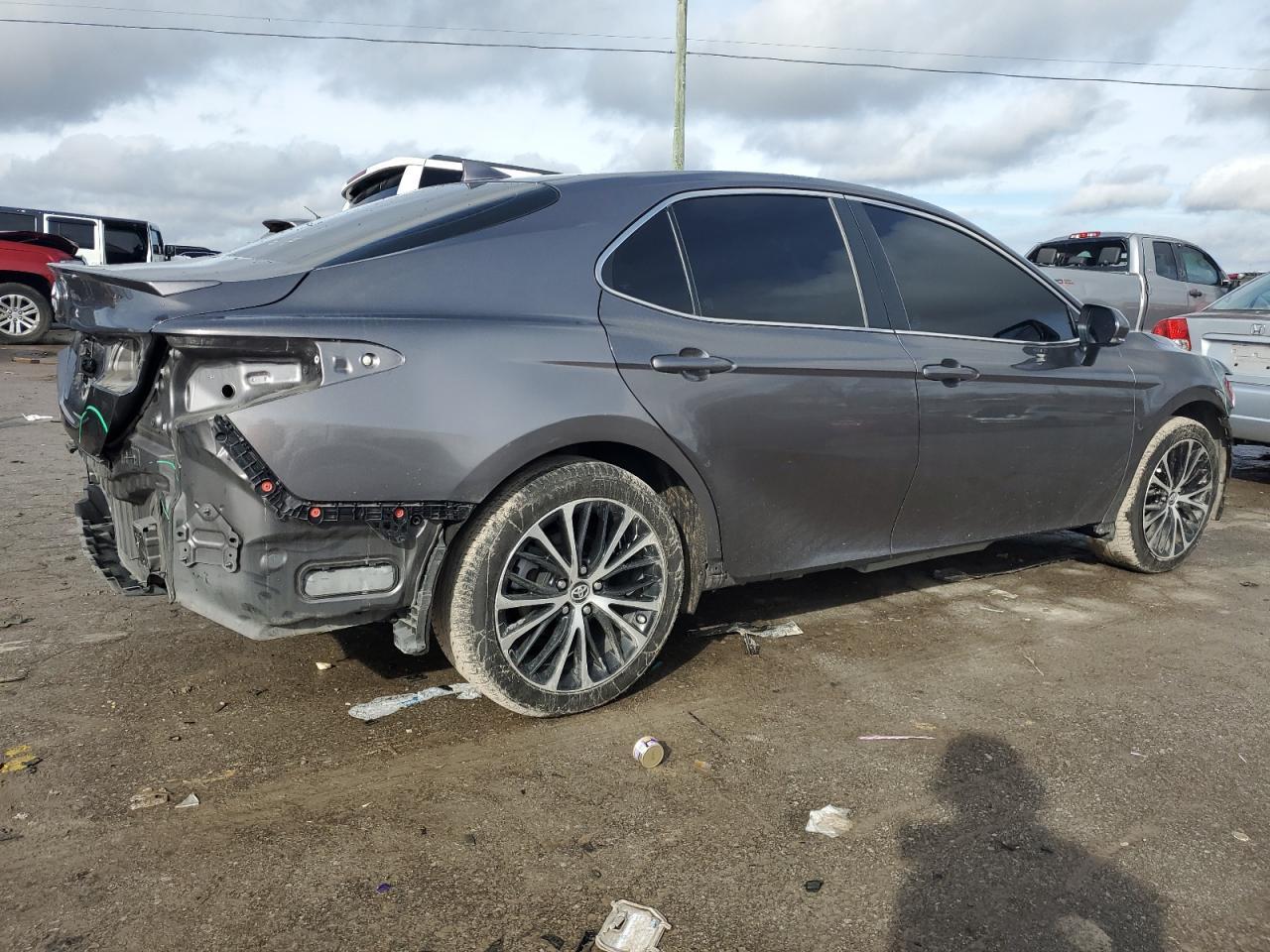 2019 TOYOTA CAMRY L - Image 3