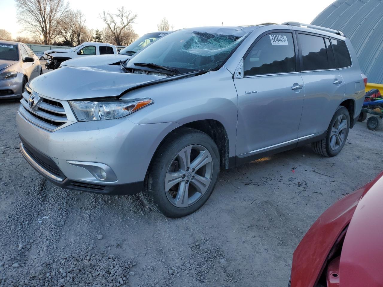 2011 TOYOTA HIGHLANDER