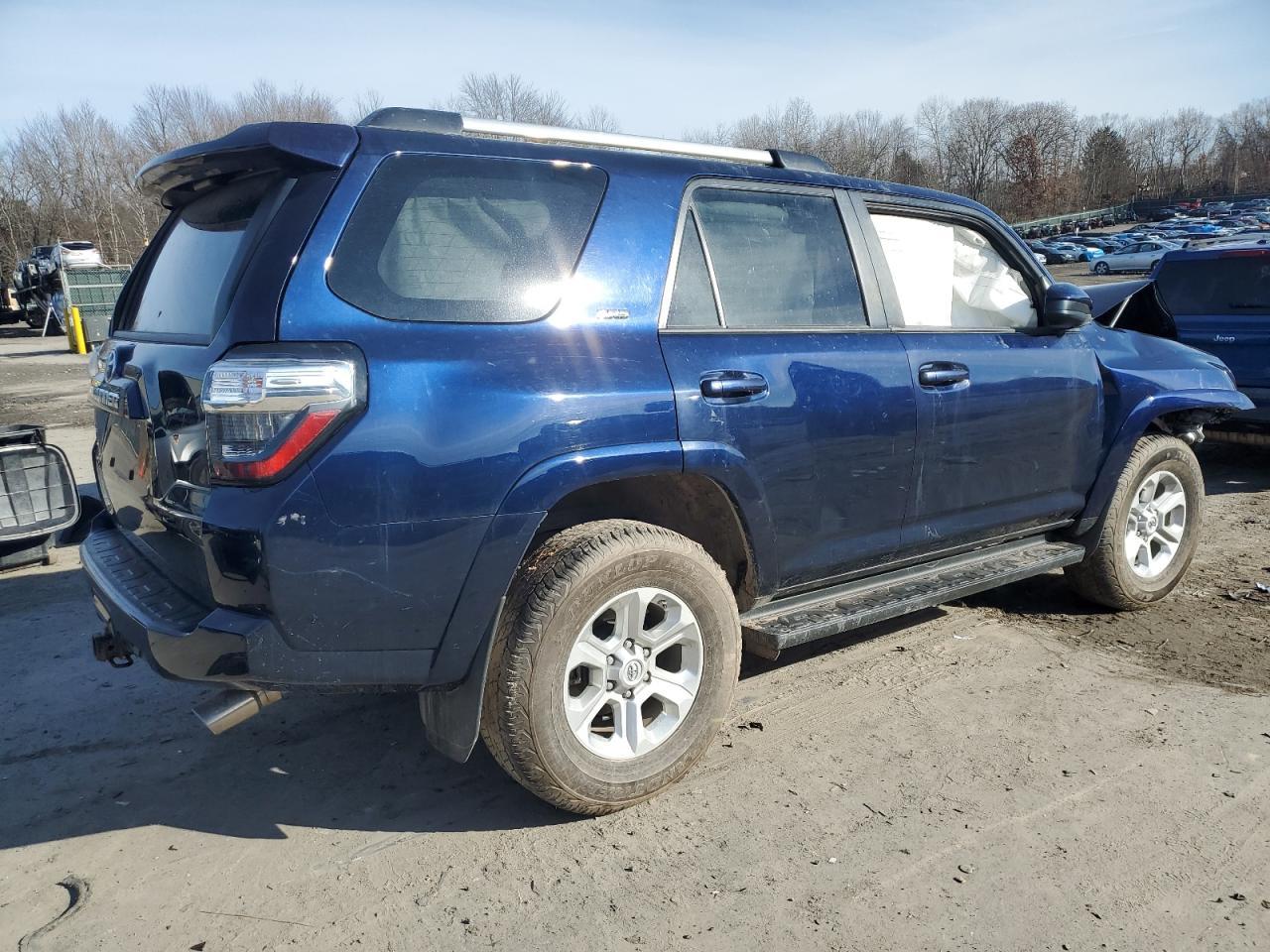 2020 TOYOTA 4RUNNER SR - Image 3