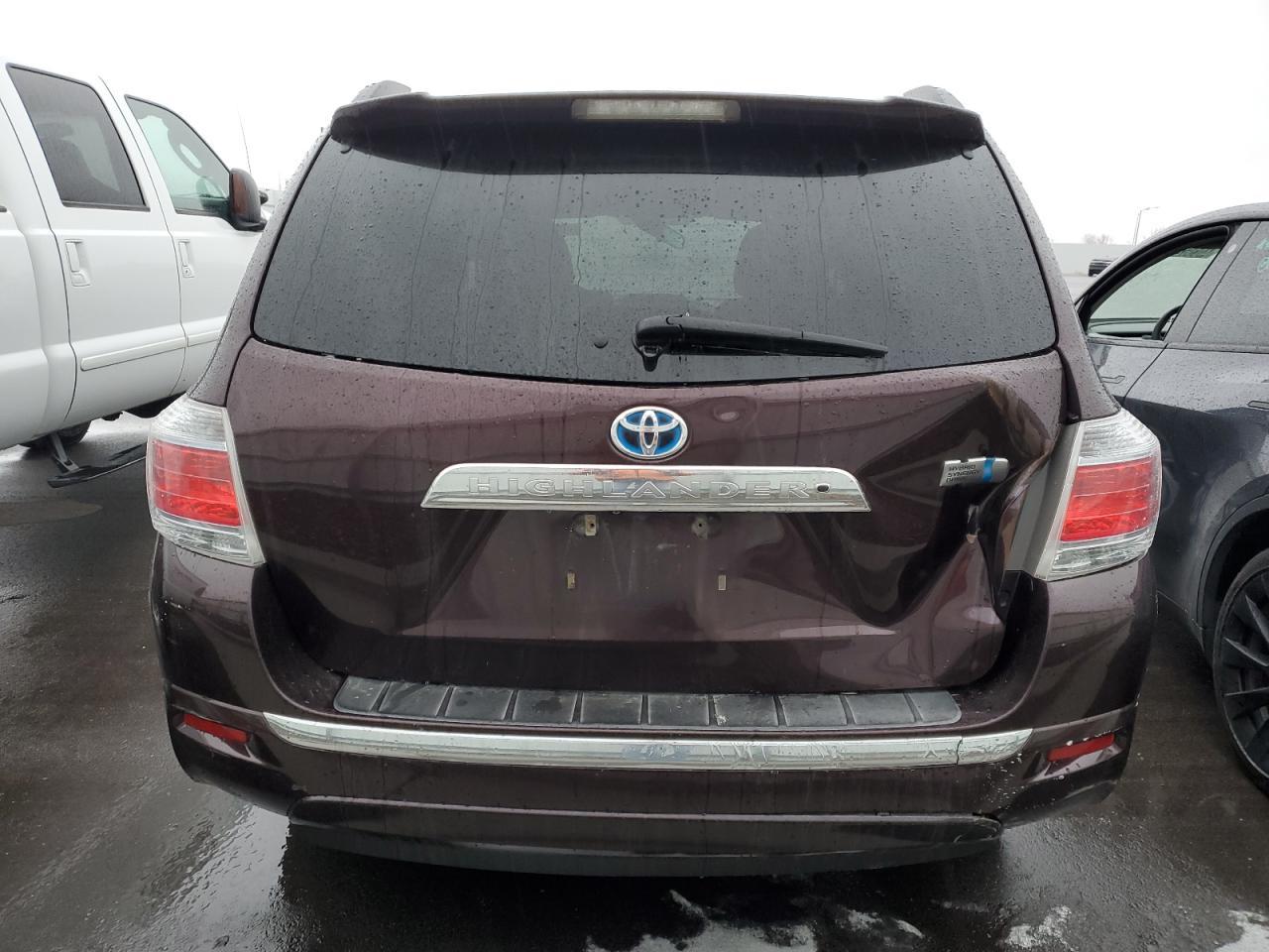 2012 TOYOTA HIGHLANDER - Image 6