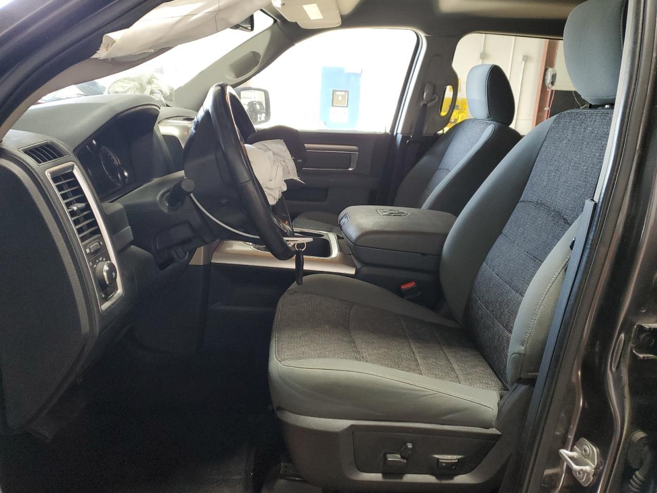 2017 RAM 1500 SLT - Фото 7
