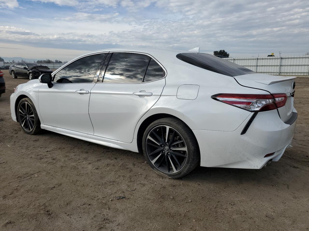 2019 TOYOTA CAMRY XSE - Фото 2