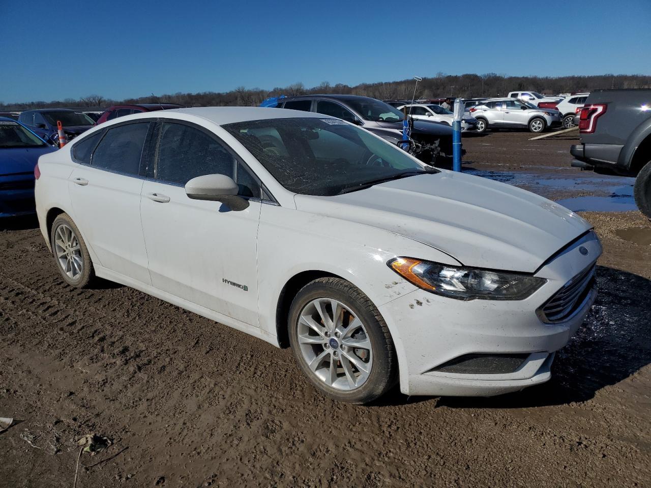 2017 FORD FUSION SE - Фото 4