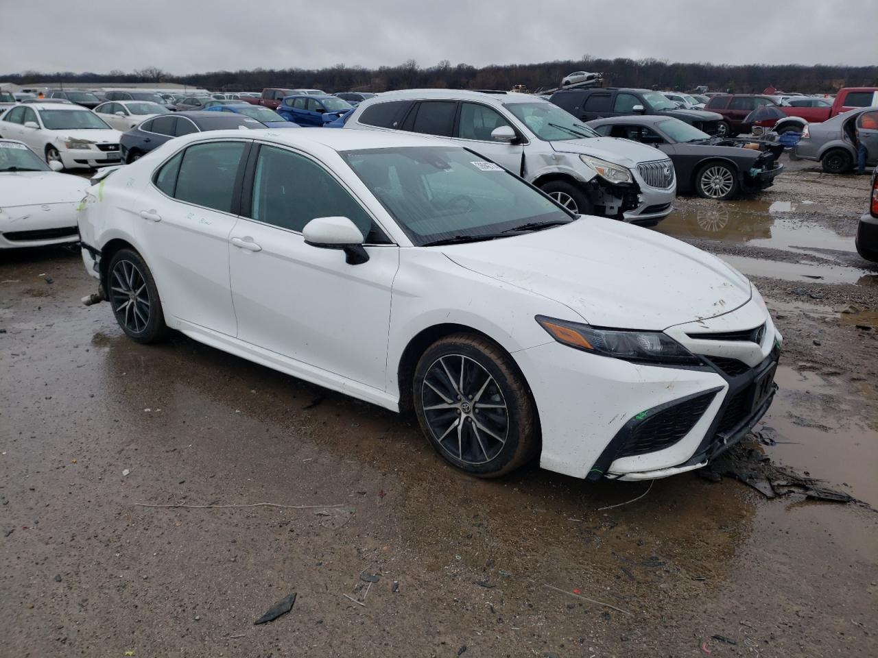 2021 TOYOTA CAMRY SE - Image 4