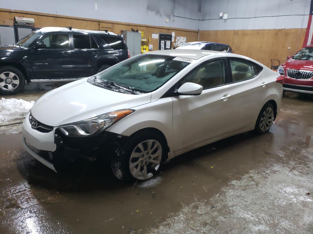 2013 HYUNDAI ELANTRA GL