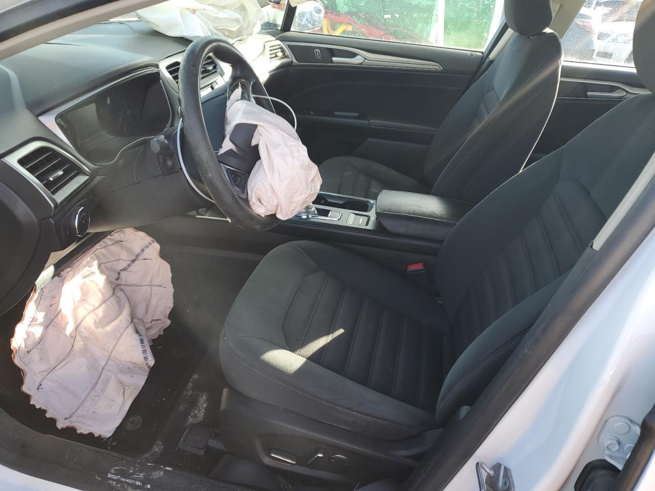 2017 FORD FUSION SE - Фото 7