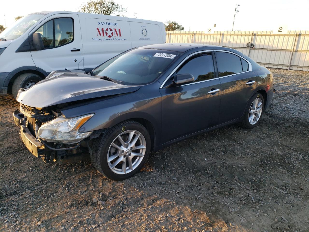 2013 NISSAN MAXIMA S