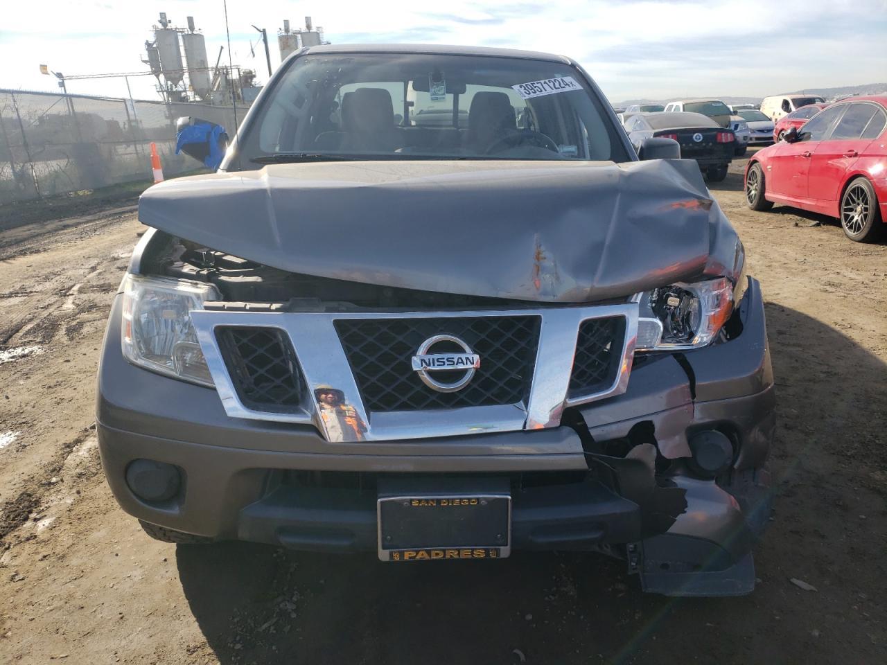 2019 NISSAN FRONTIER S - Фото 5