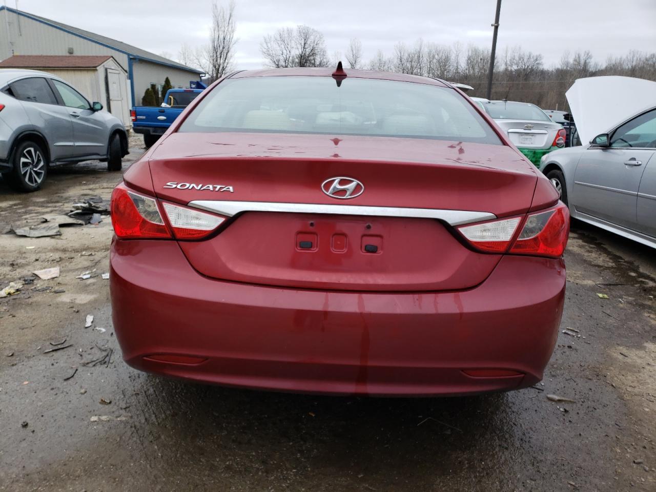 2011 HYUNDAI SONATA GLS - Image 6