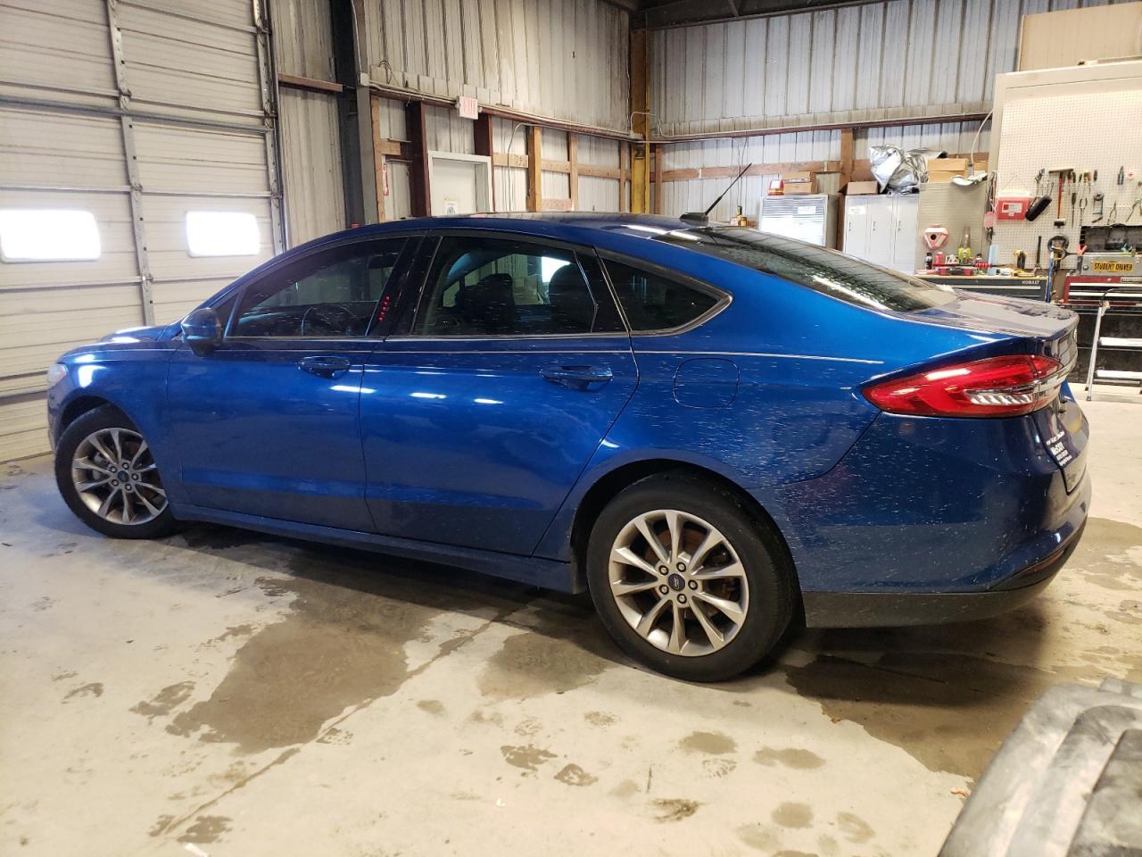 2017 FORD FUSION SE - Фото 2