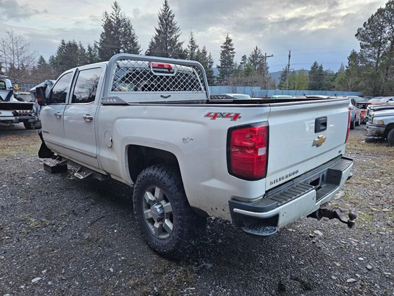 2016 CHEVROLET SILVERADO - Фото 3