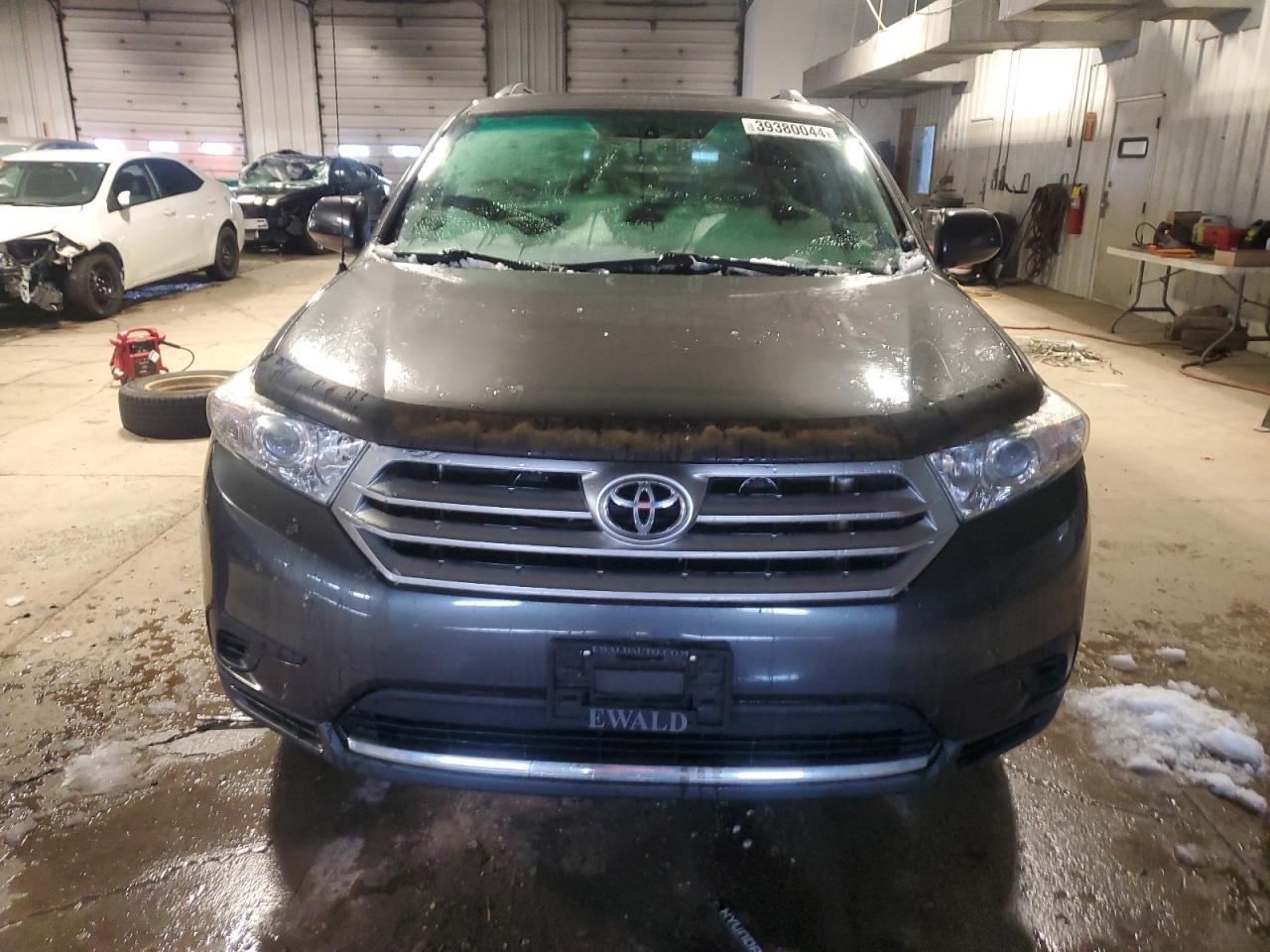 2011 TOYOTA HIGHLANDER - Image 5
