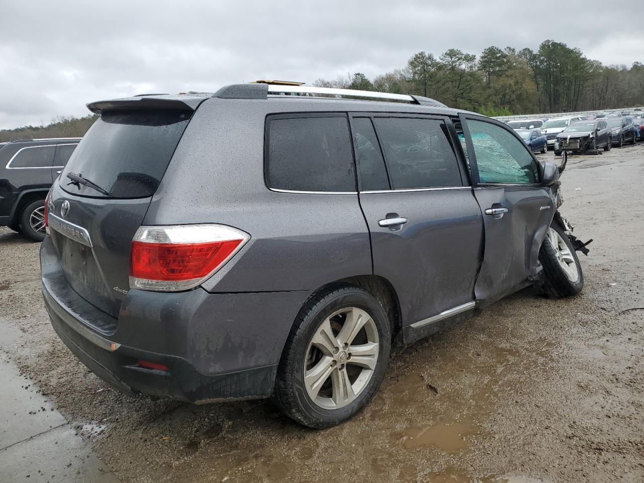 2012 TOYOTA HIGHLANDER - Image 3