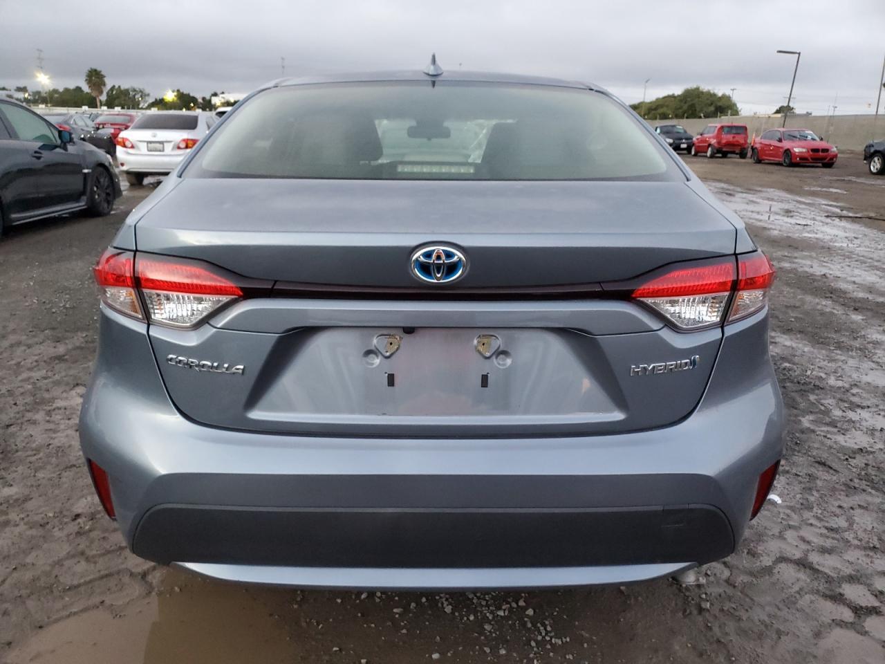 2020 TOYOTA COROLLA LE - Фото 6