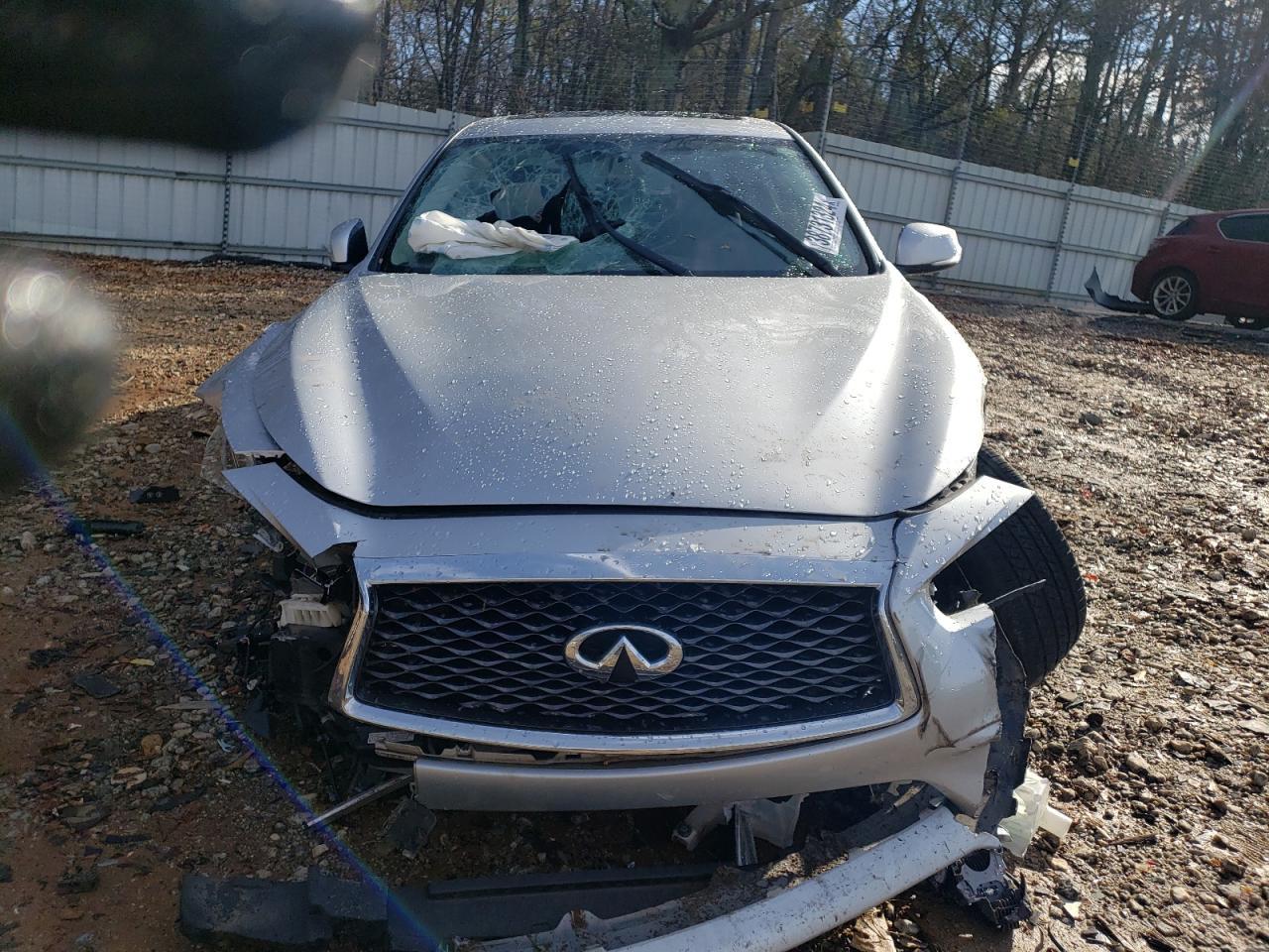 2019 INFINITI Q50 LUXE - Image 5