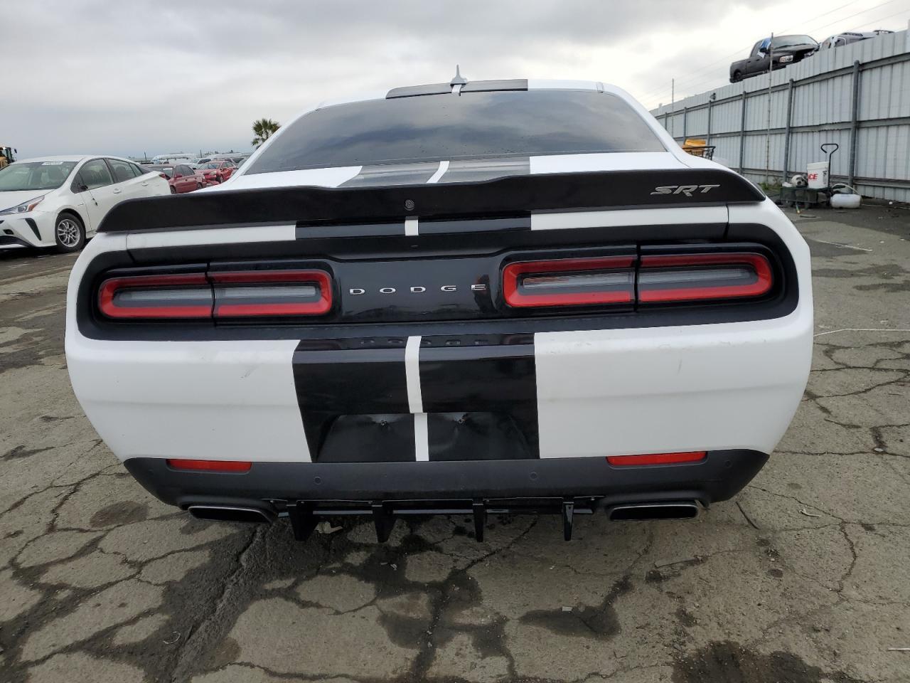 2016 DODGE CHALLENGER - Фото 6