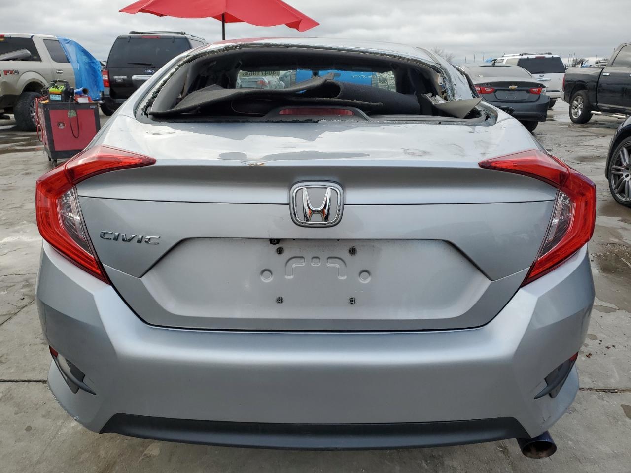 2016 HONDA CIVIC LX - Image 6