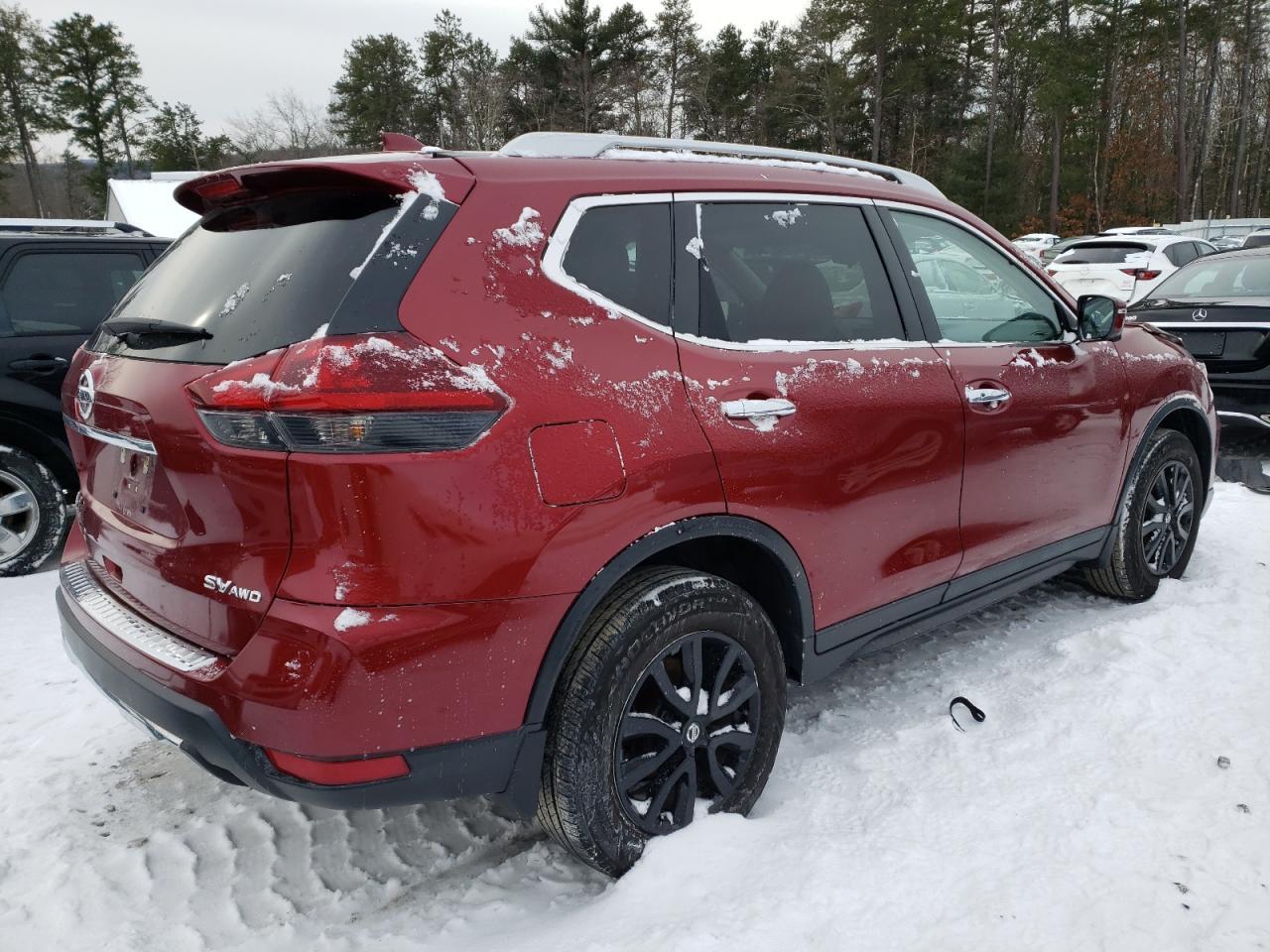 2018 NISSAN ROGUE S - Фото 3