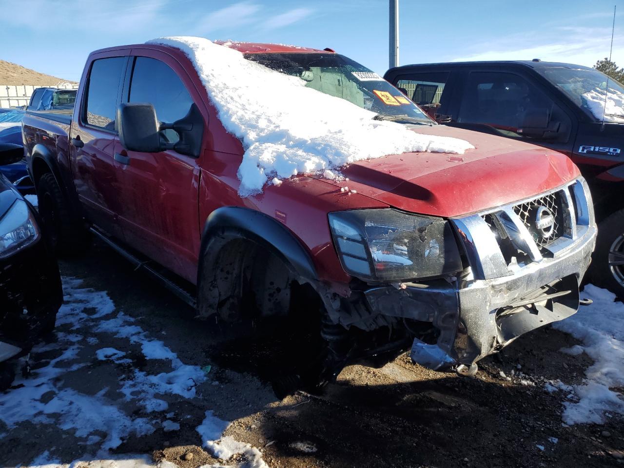 2012 NISSAN TITAN S - Фото 4