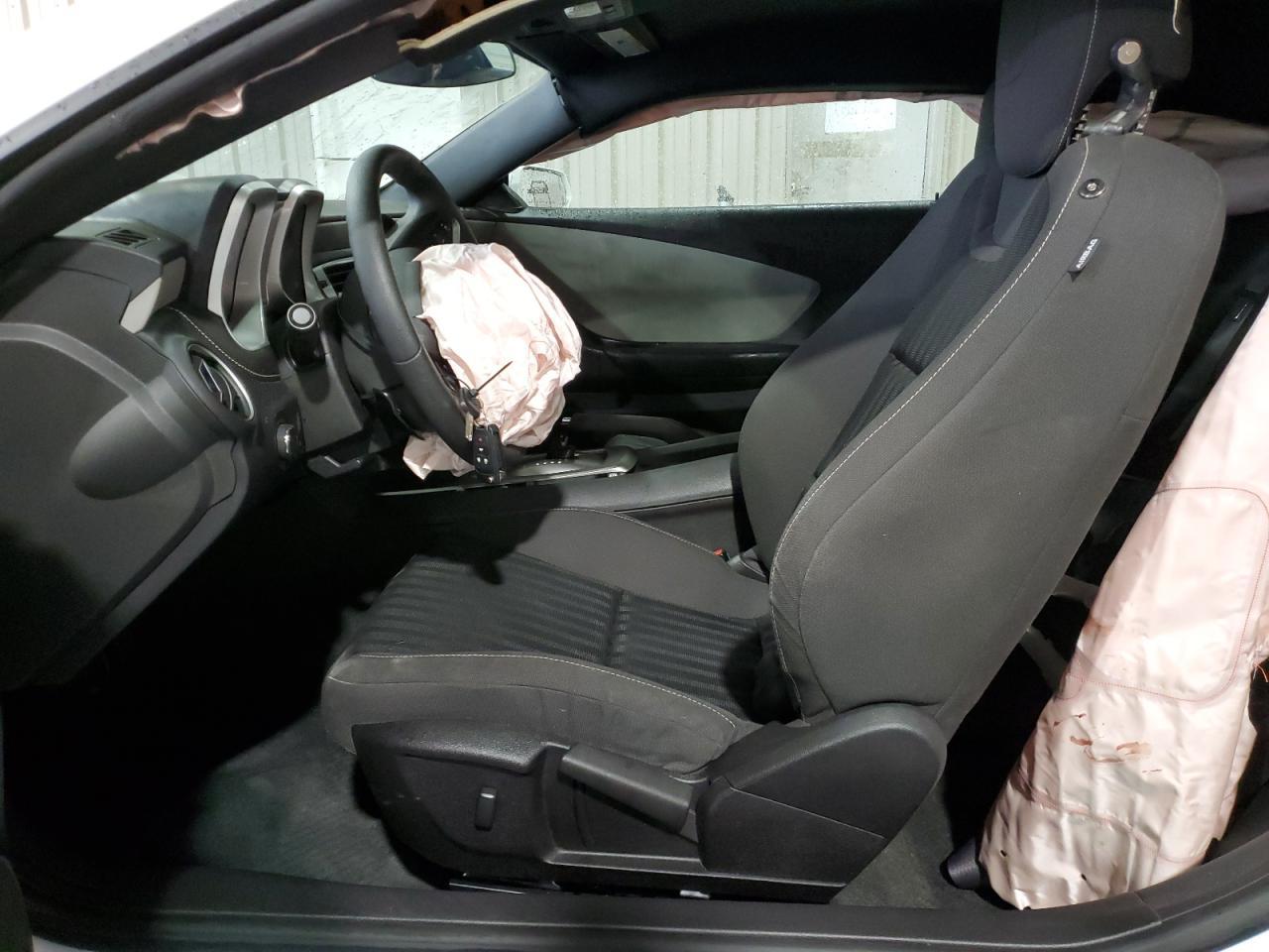 2015 CHEVROLET CAMARO LS - Image 7