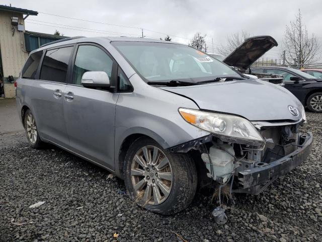 2013 Toyota Sienna Xle - Фото 4
