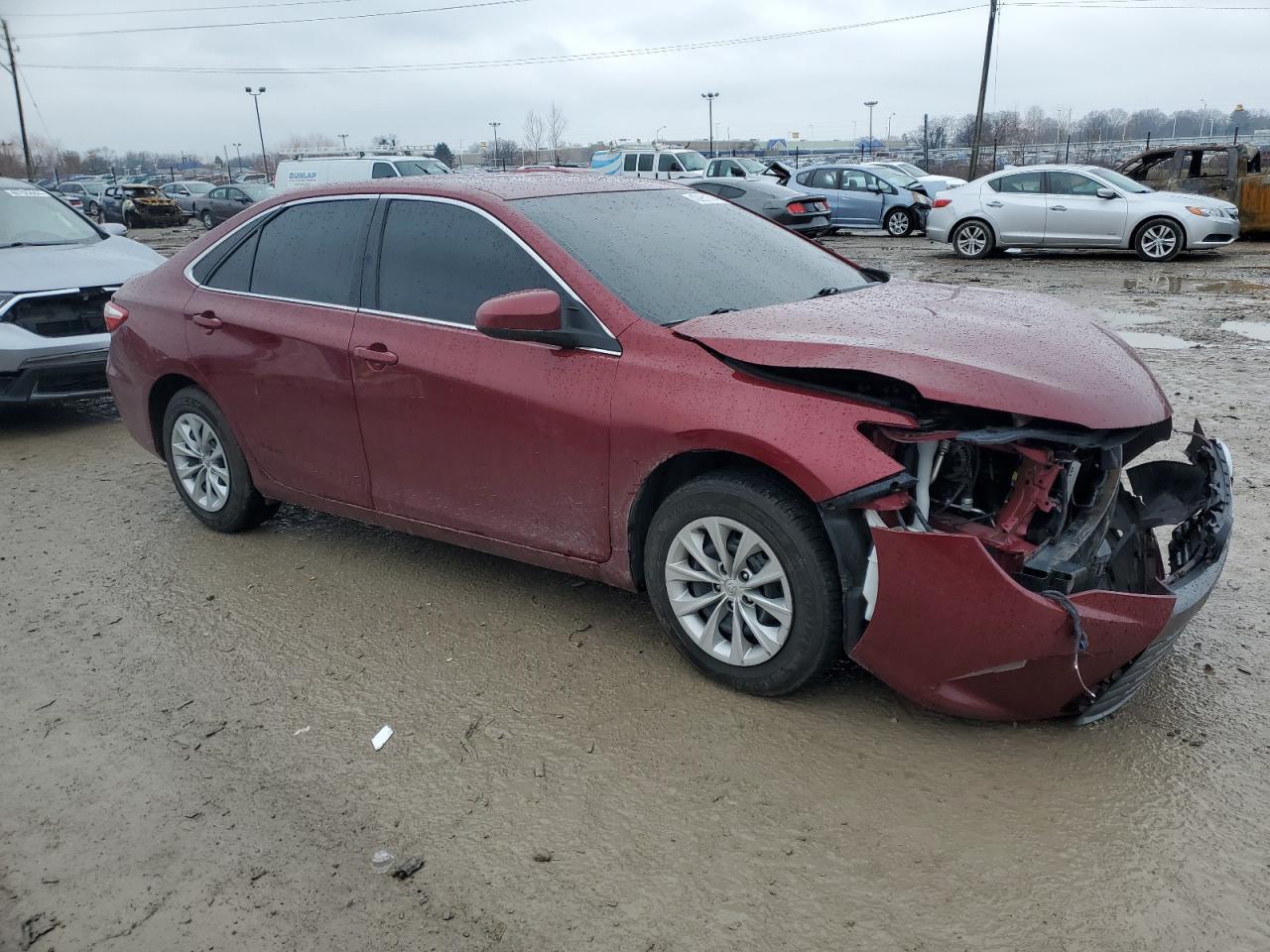 2016 TOYOTA CAMRY LE - Фото 4