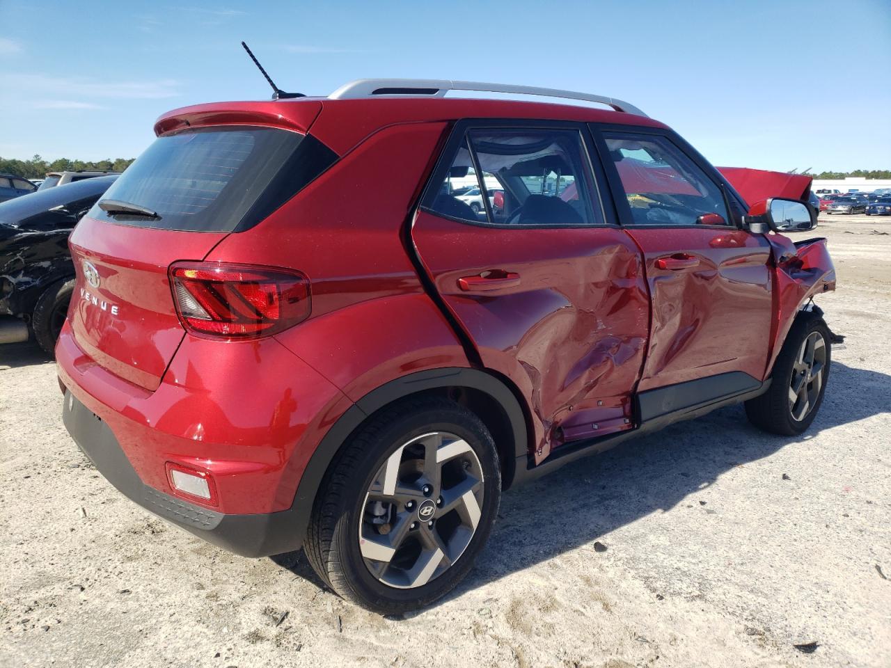 2023 HYUNDAI VENUE SEL - Фото 3