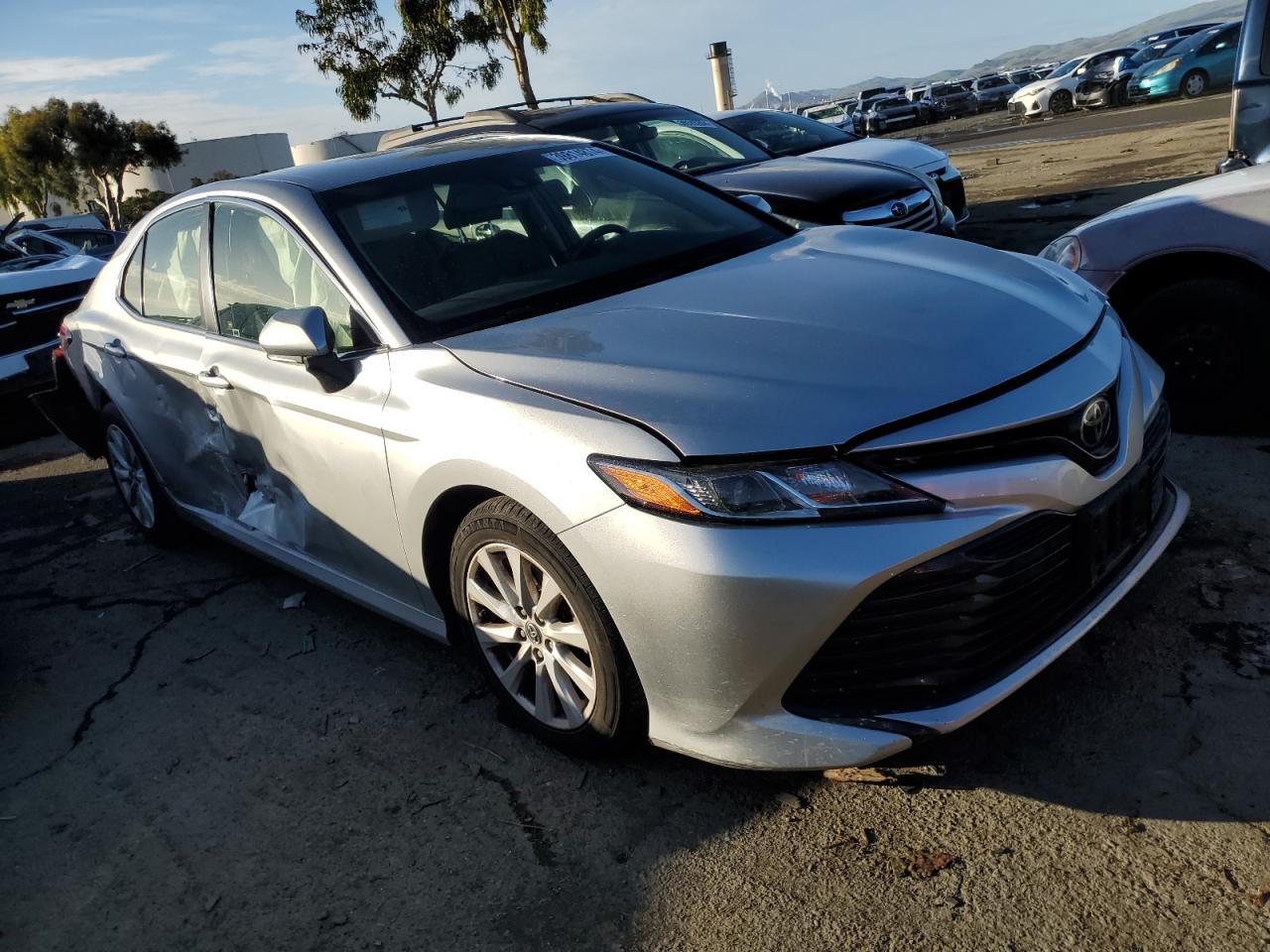 2018 TOYOTA CAMRY L - Image 4