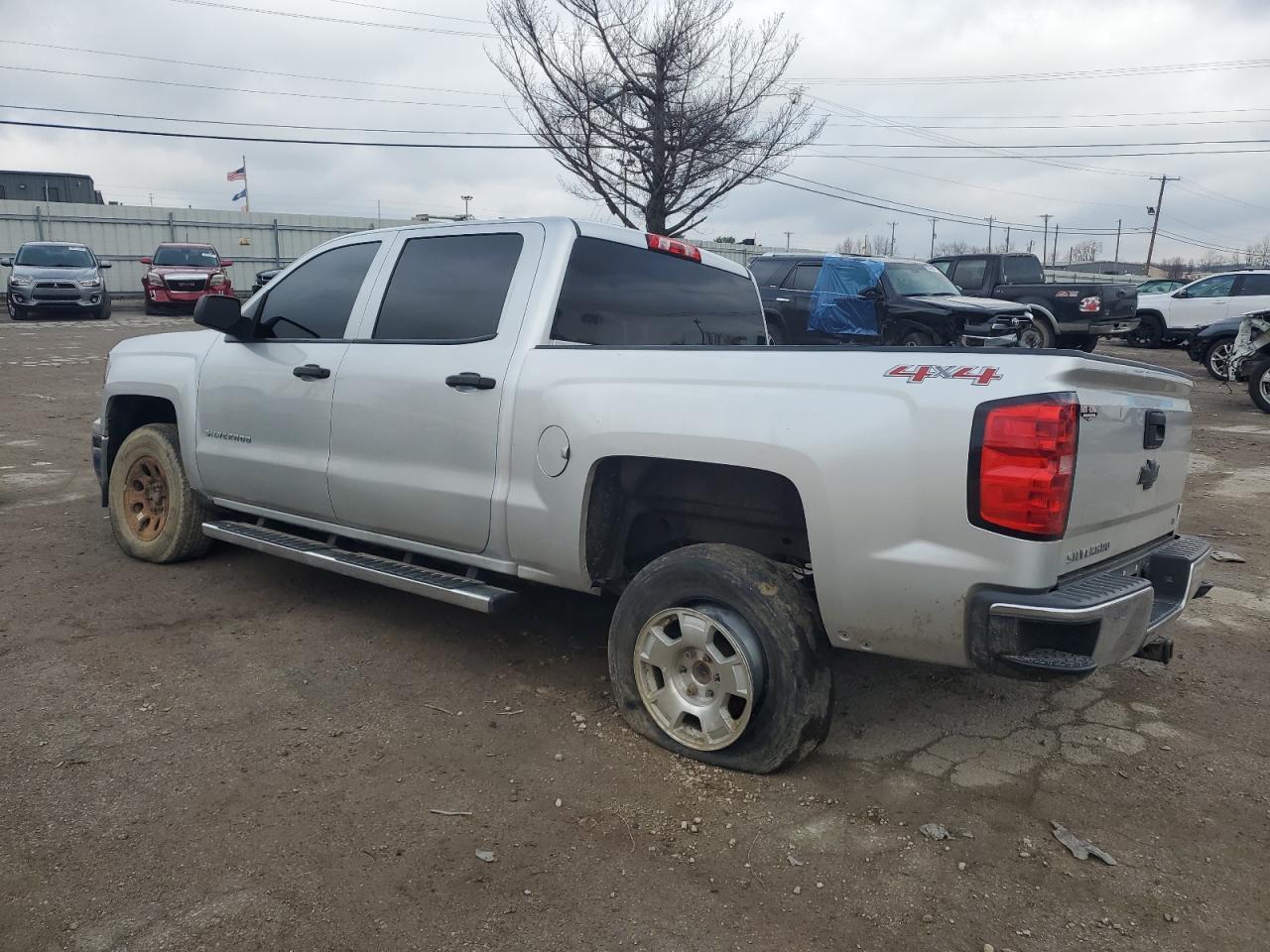 2014 CHEVROLET SILVERADO - Фото 2