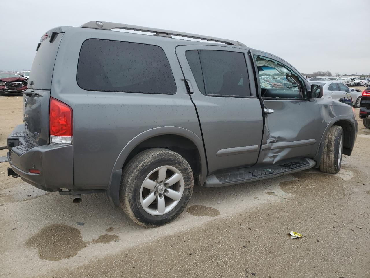 2015 NISSAN ARMADA SV - Image 3