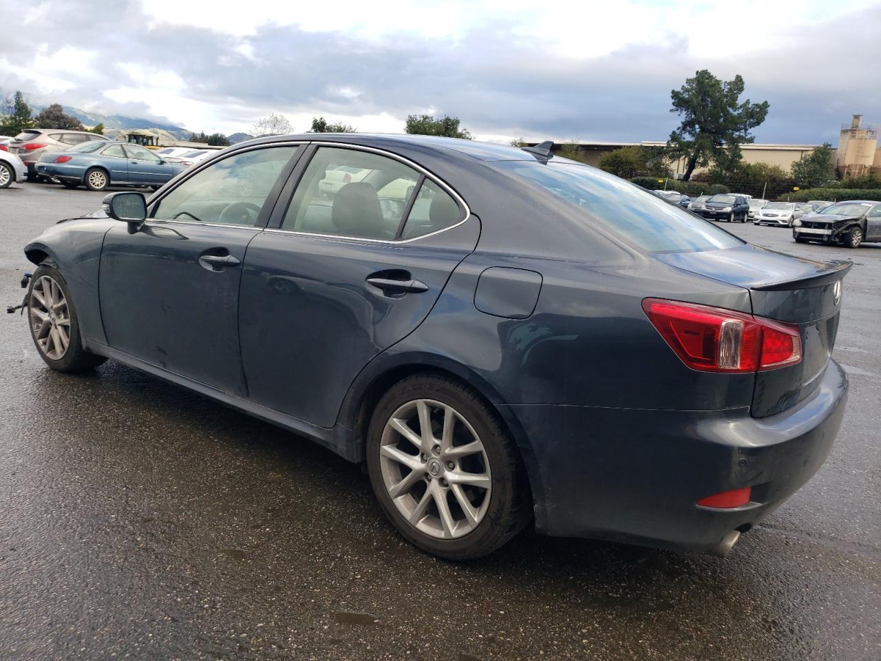 2011 LEXUS IS 350 - Image 2