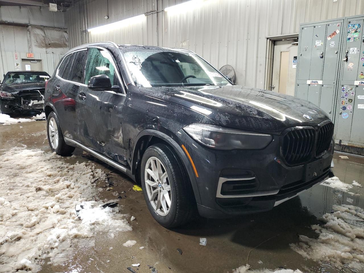 2022 BMW X5 XDRIVE4 - Image 4
