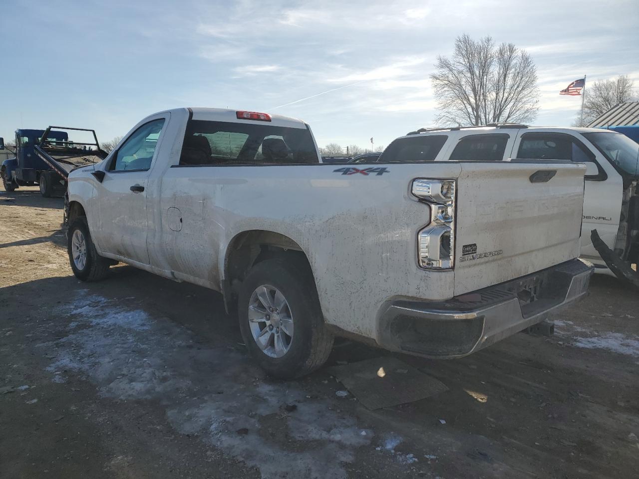 2019 CHEVROLET SILVERADO - Image 2