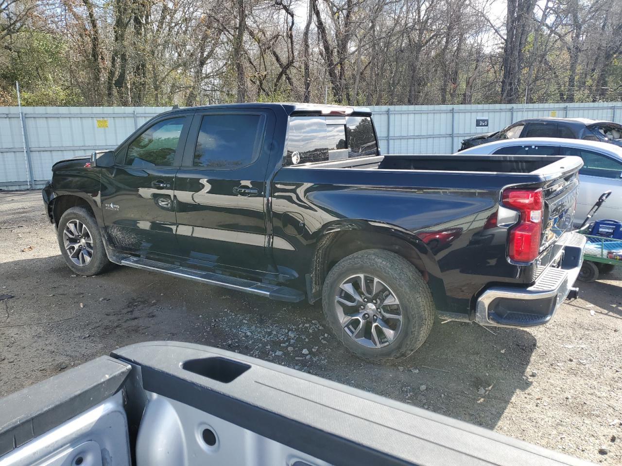 2021 CHEVROLET SILVERADO - Image 2