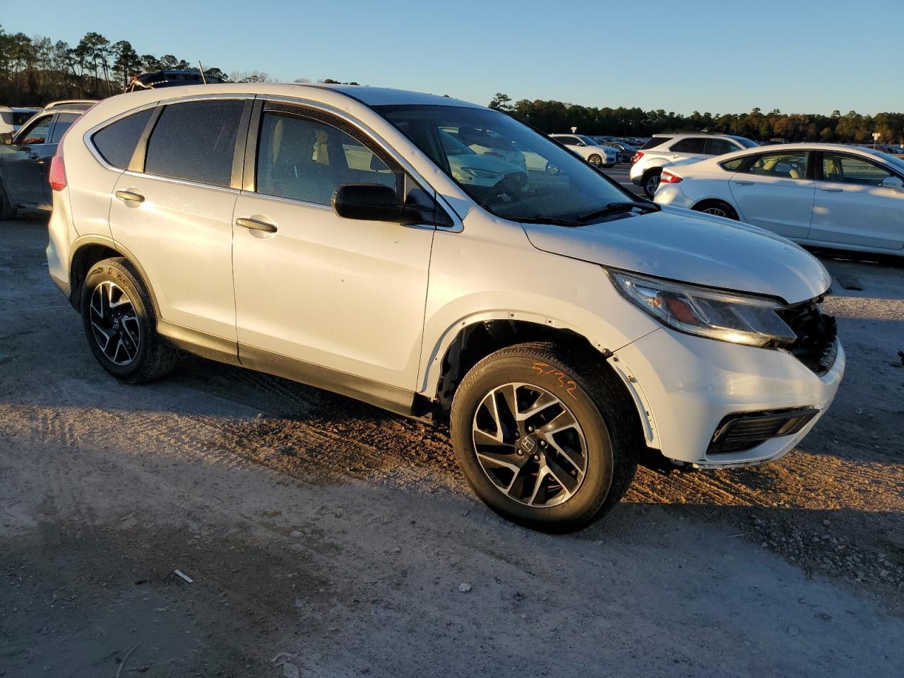 2016 HONDA CR-V SE - Image 4