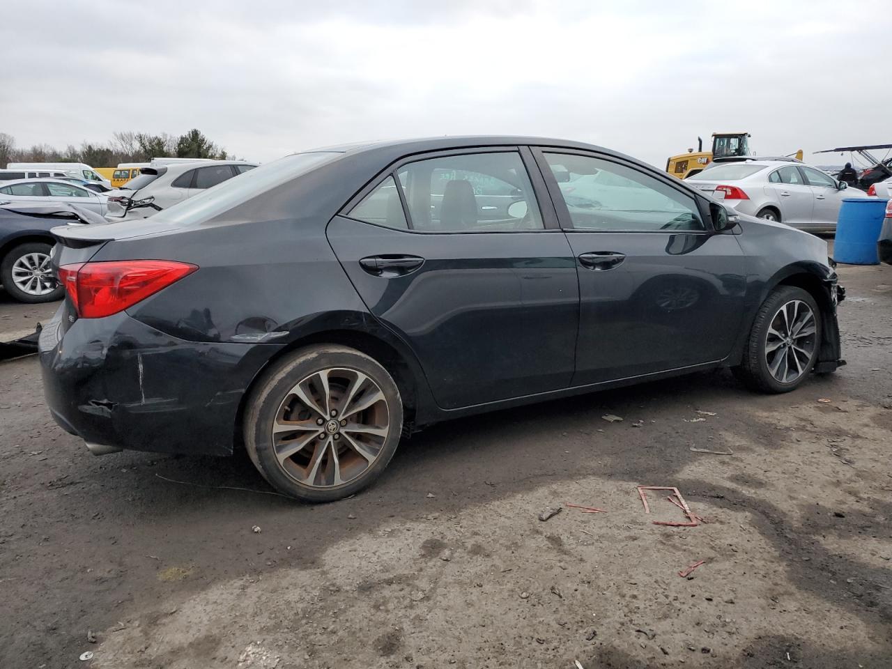 2019 TOYOTA COROLLA L - Фото 3