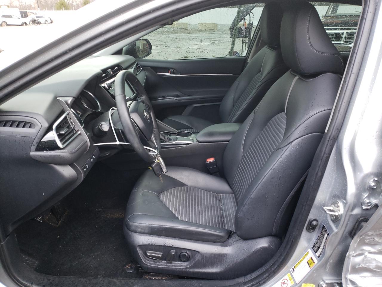 2018 TOYOTA CAMRY L - Фото 7