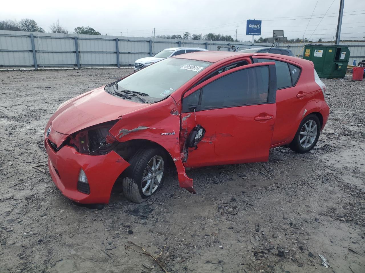 2013 TOYOTA PRIUS C car image