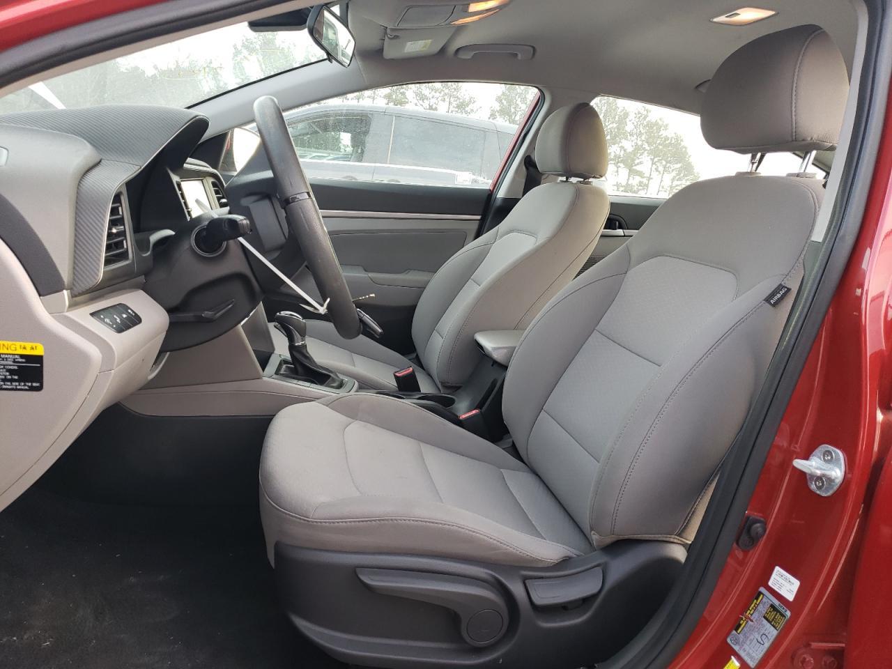 2019 HYUNDAI ELANTRA SE - Image 7