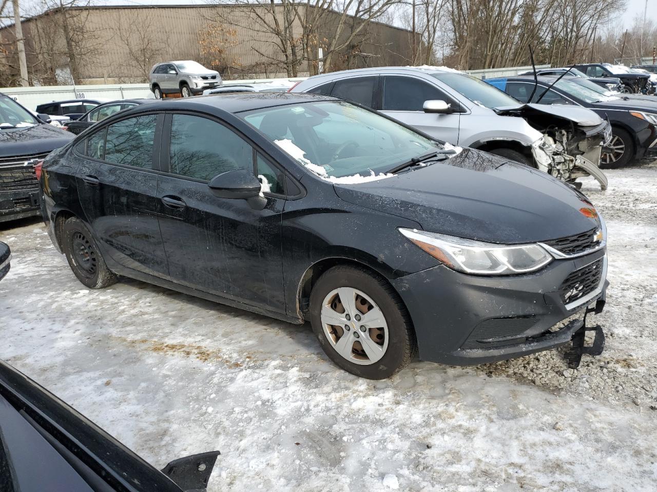 2016 CHEVROLET CRUZE LS - Image 4