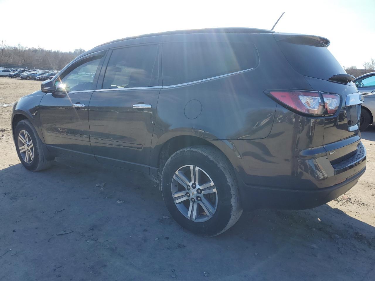 2015 CHEVROLET TRAVERSE L - Фото 2