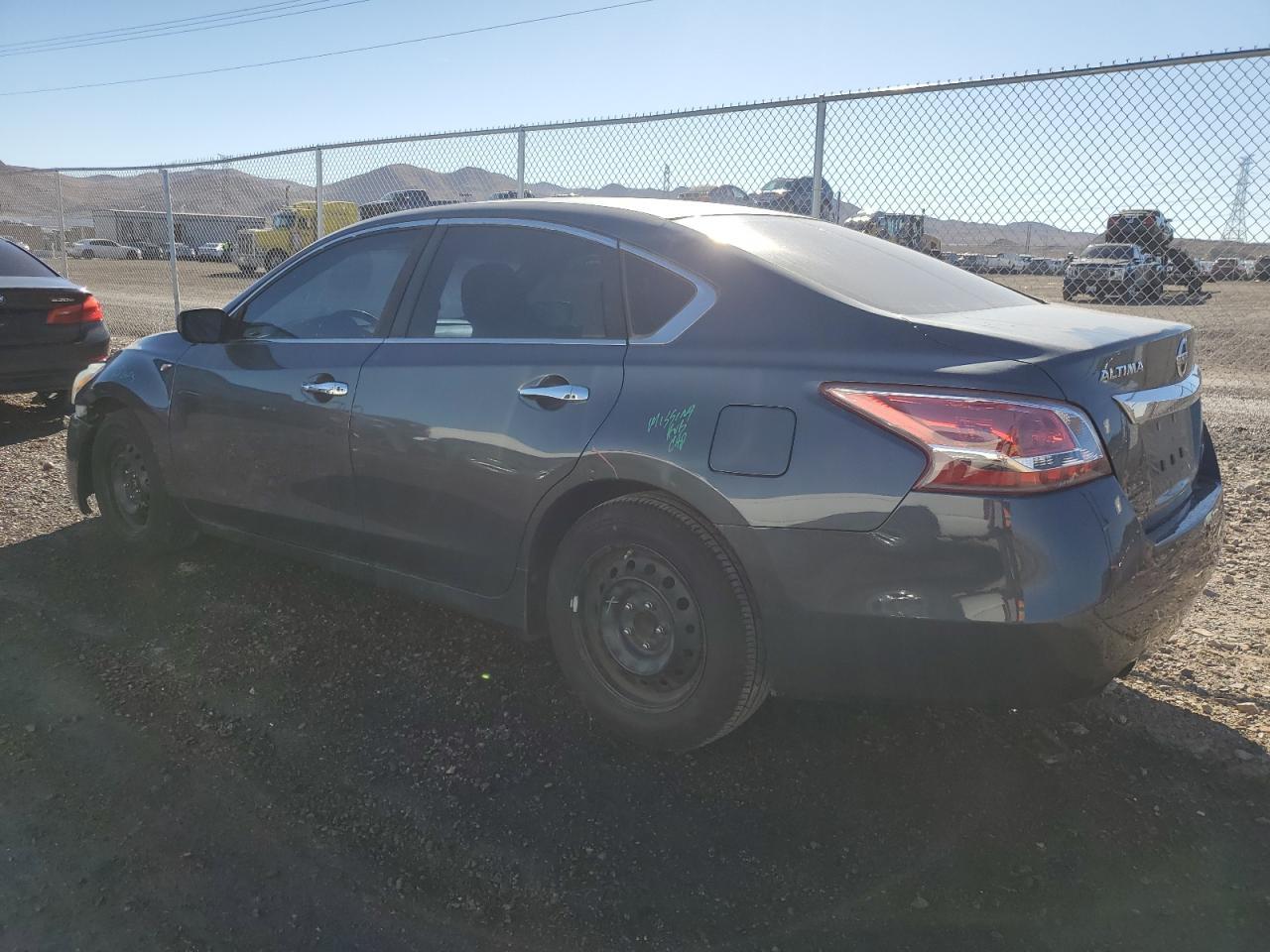 2013 NISSAN ALTIMA 2.5 - Фото 2