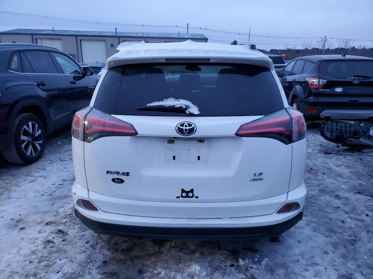 2017 TOYOTA RAV4 LE - Image 6