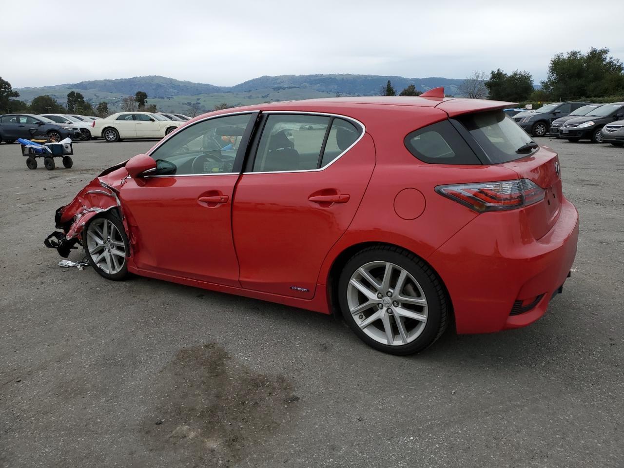 2016 LEXUS CT 200 - Image 2