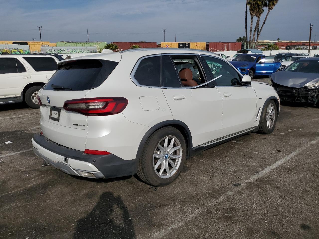 2023 BMW X5 XDRIVE4 - Image 3