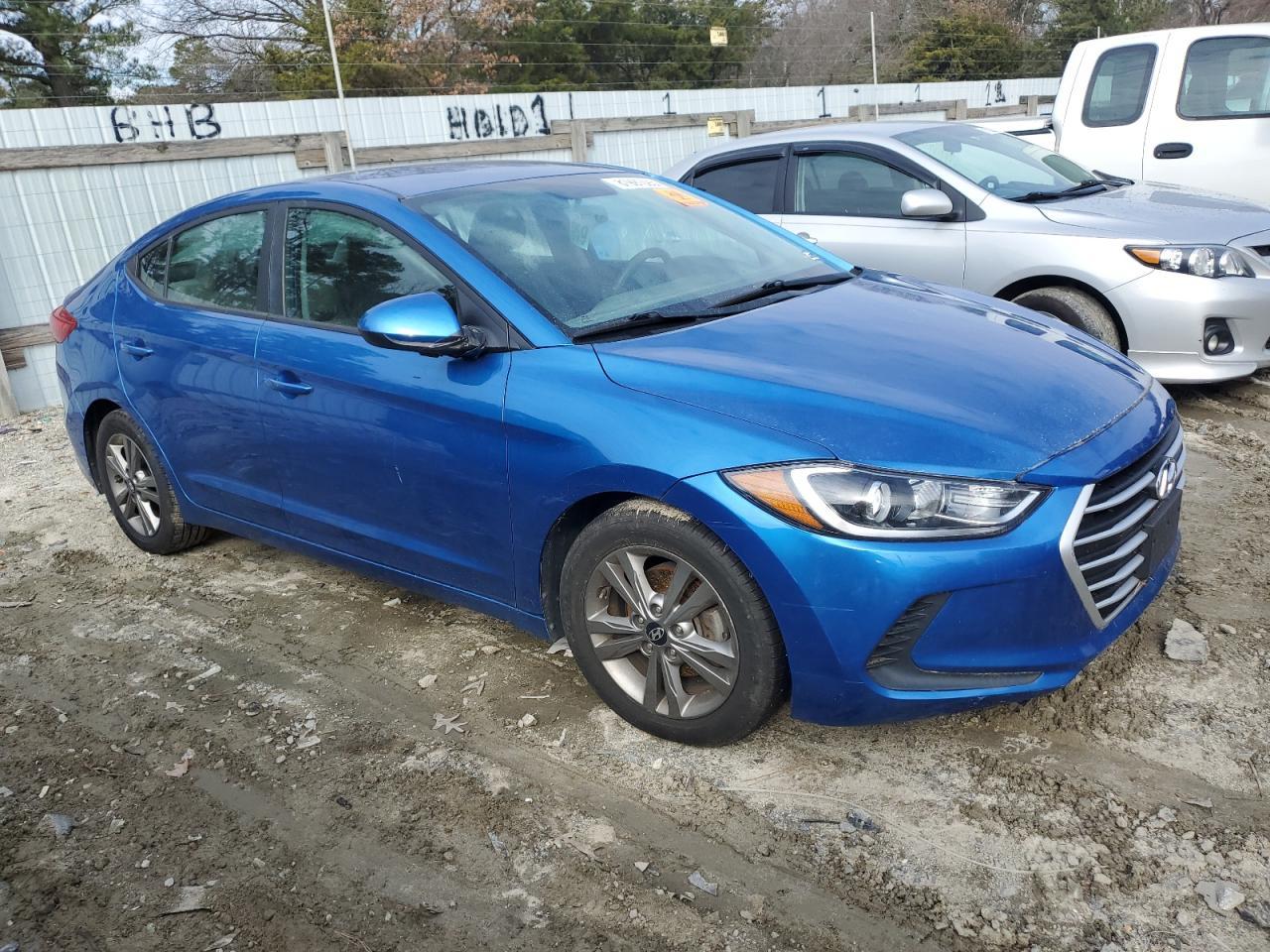 2017 HYUNDAI ELANTRA SE - Фото 4
