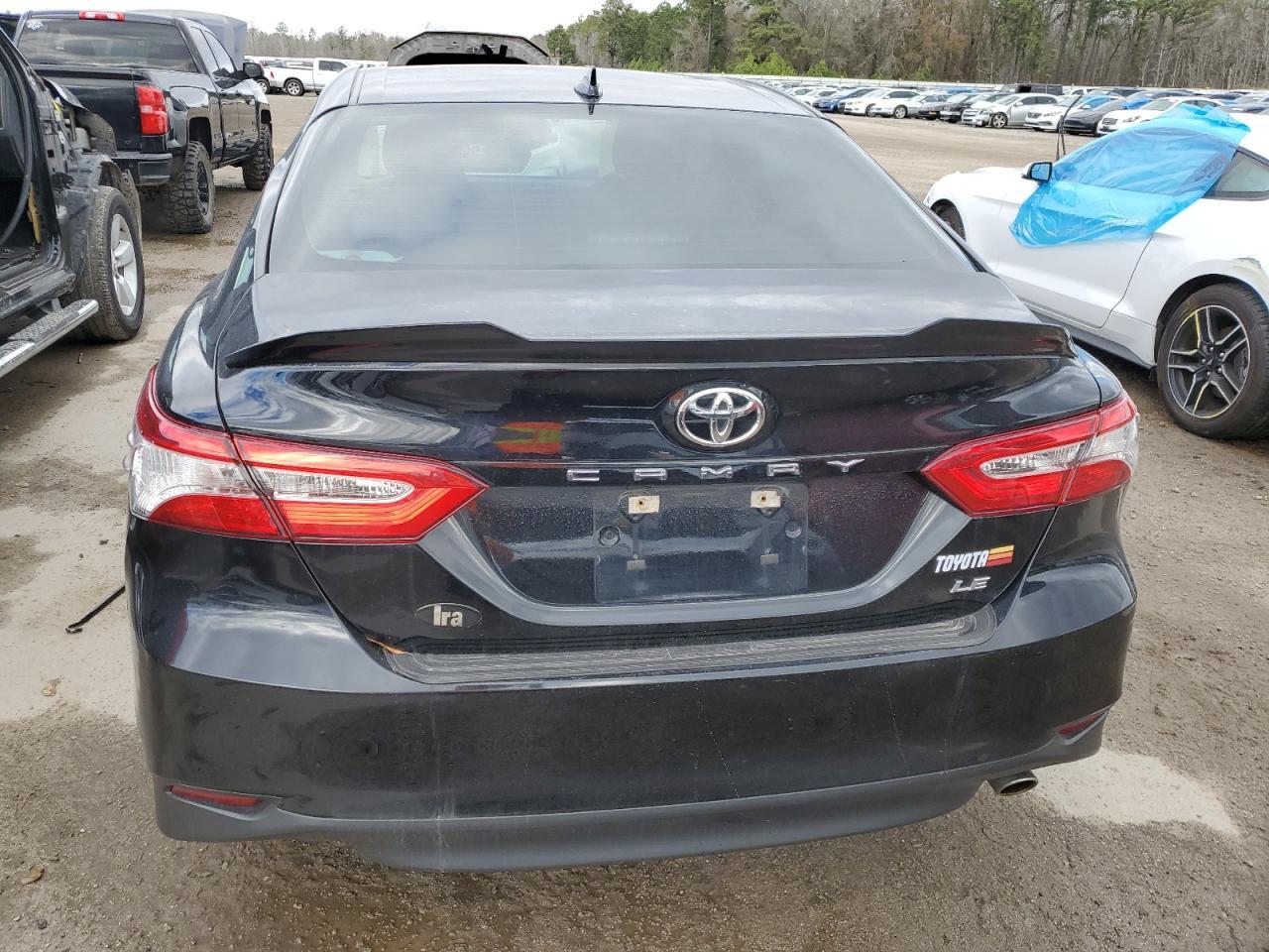 2020 TOYOTA CAMRY LE - Фото 6