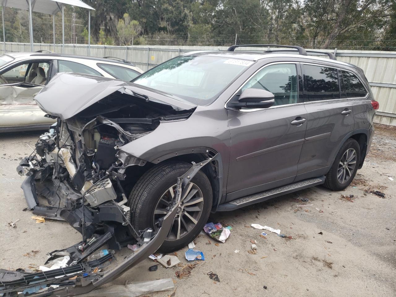 2019 TOYOTA HIGHLANDER
