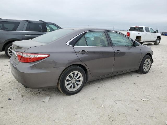 2015 Toyota Camry Le - Фото 3